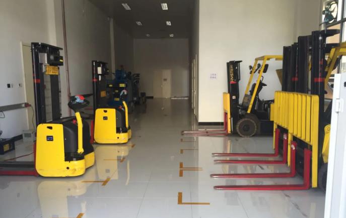 叉車充電區(qū)為什么要安裝氫氣氣體報(bào)警器